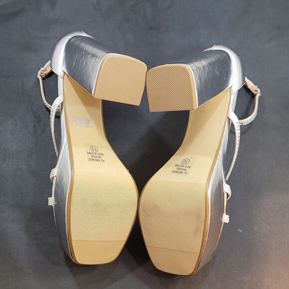 BRAND NEW DELICIOUS STRAP STUDDED EMBELLISHMENTS PLATFORM SANDAL - Picture 13 of 14